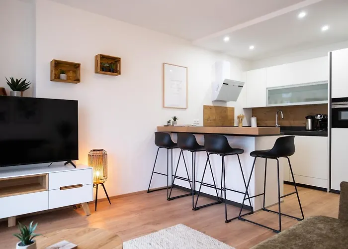 Mh Living - 23 - Scandinavian Living Dream In Center Γκρατς